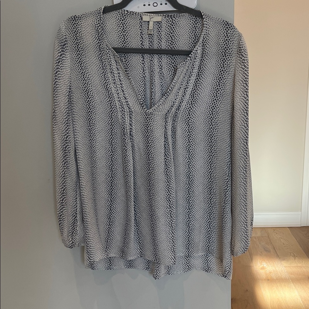 Joie grey and White Patterned Blouse